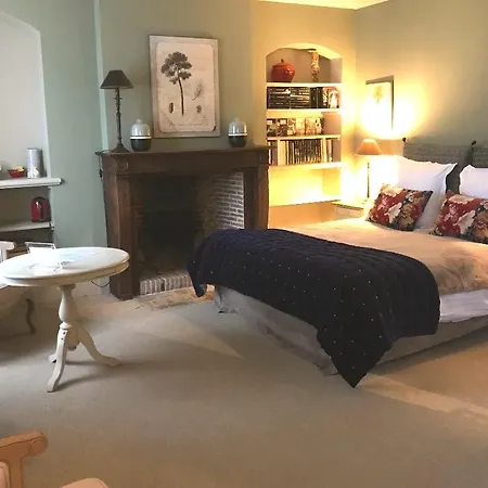 La Cour Sainte Catherine Demeure De Charme Bed & Breakfast