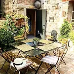 La Cour Sainte Catherine Demeure De Charme Bed & Breakfast Honfleur
