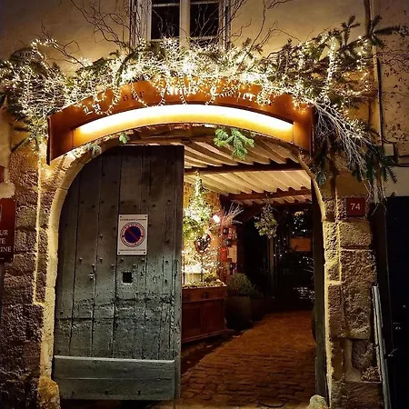 Oda ve Kahvaltı La Cour Sainte Catherine Demeure De Charme