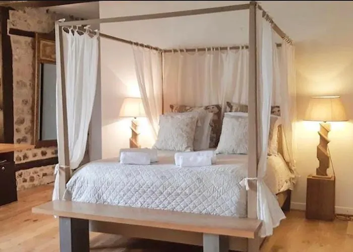 La Cour Sainte Catherine Demeure De Charme Bed & Breakfast Honfleur