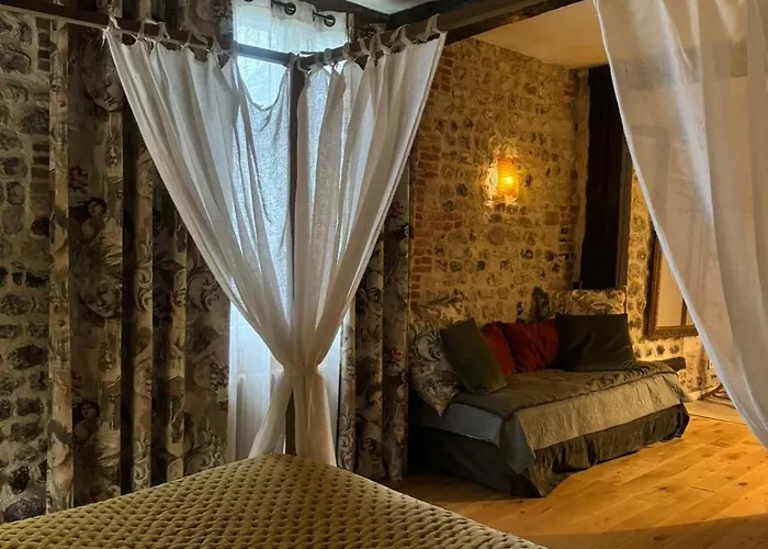 Bed & Breakfast La Cour Sainte Catherine Demeure De Charme
