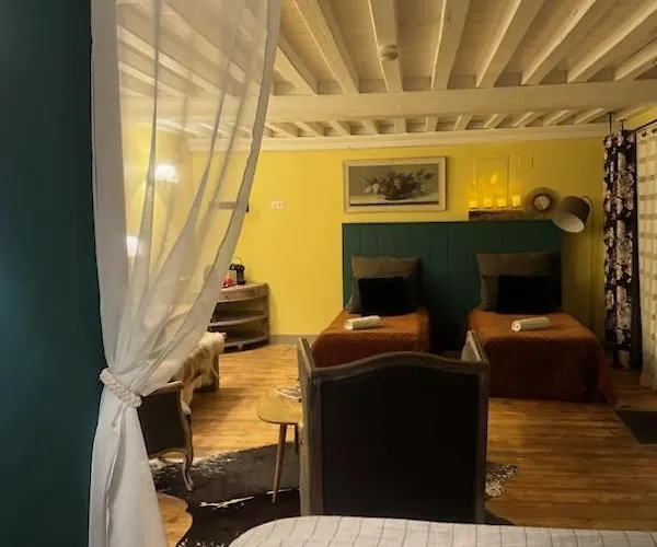 La Cour Sainte Catherine Demeure De Charme Bed & Breakfast 3*