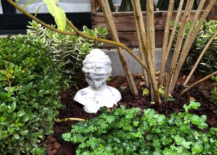 La Cour Sainte Catherine Demeure De Charme Bed & Breakfast