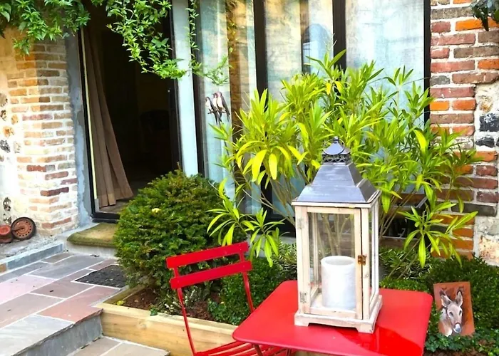 Bed & Breakfast La Cour Sainte Catherine Demeure De Charme 3*