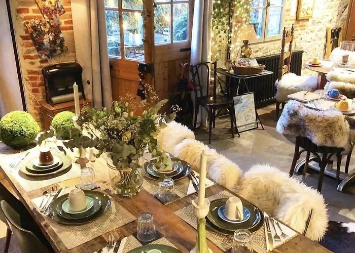 La Cour Sainte Catherine Demeure De Charme Bed & Breakfast