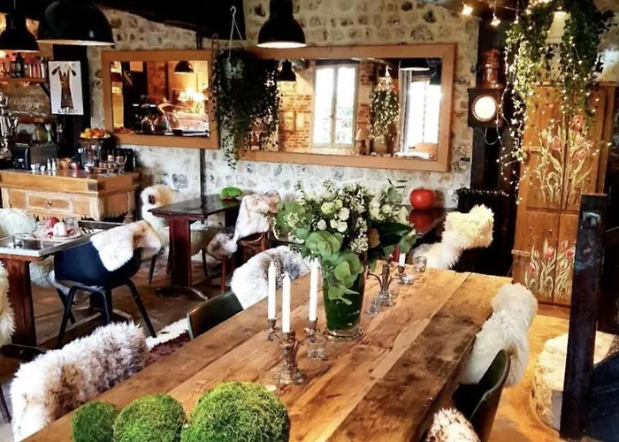 La Cour Sainte Catherine Demeure De Charme Bed & Breakfast Honfleur