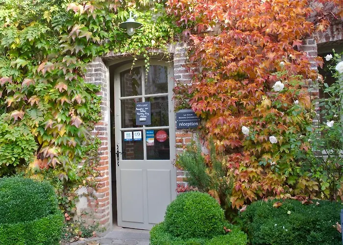 La Cour Sainte Catherine Demeure De Charme Bed & Breakfast 3*
