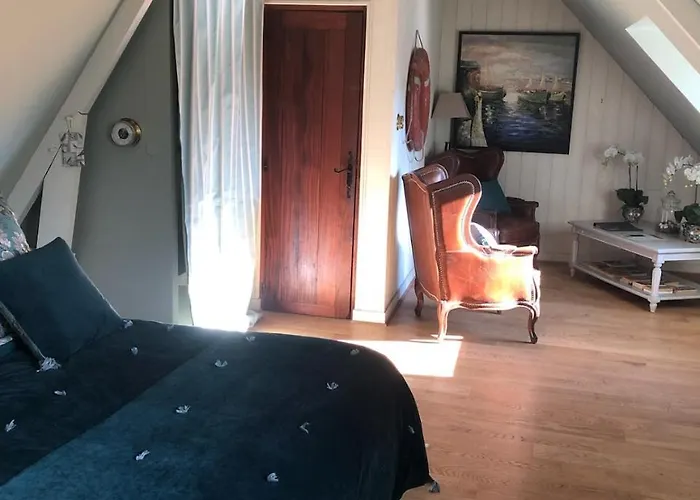 Bed & Breakfast La Cour Sainte Catherine Demeure De Charme Honfleur